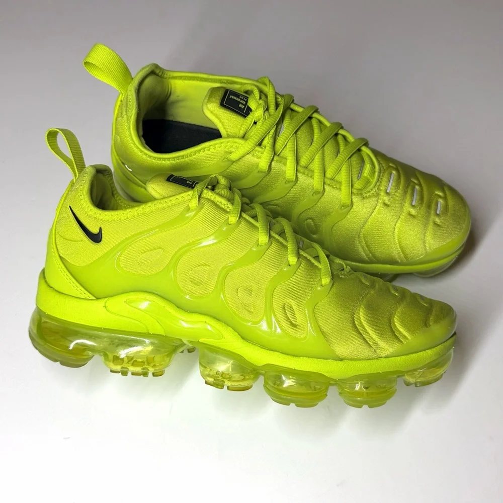 Nike Air Women’s VaporMax Plus Tennis Ball Athletic Sneakers Size- 8 - Picture 5 of 9
